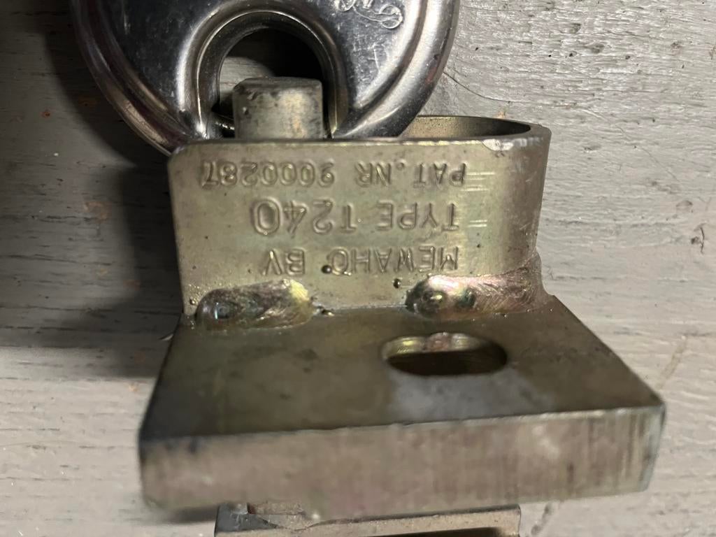 Mewaho disselslot type T240, Ophalen