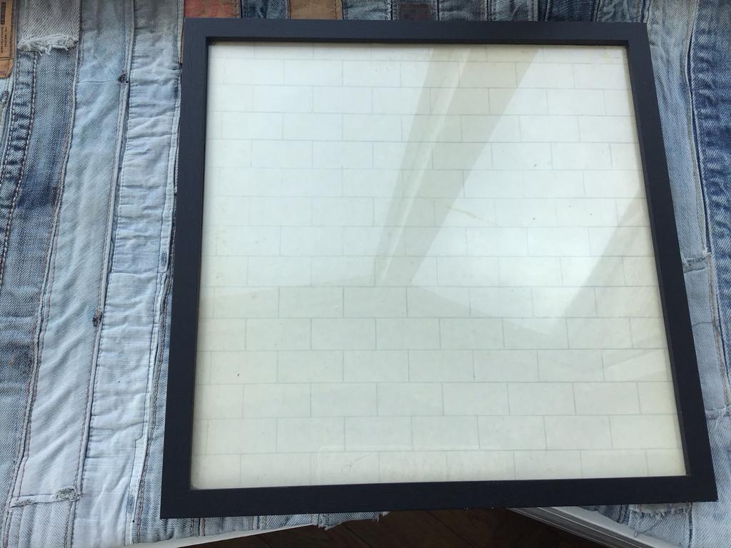Pink Floyd The Wall LP in lijst, Ophalen of Verzenden, Gebruikt, Hout, Minder dan 50 cm