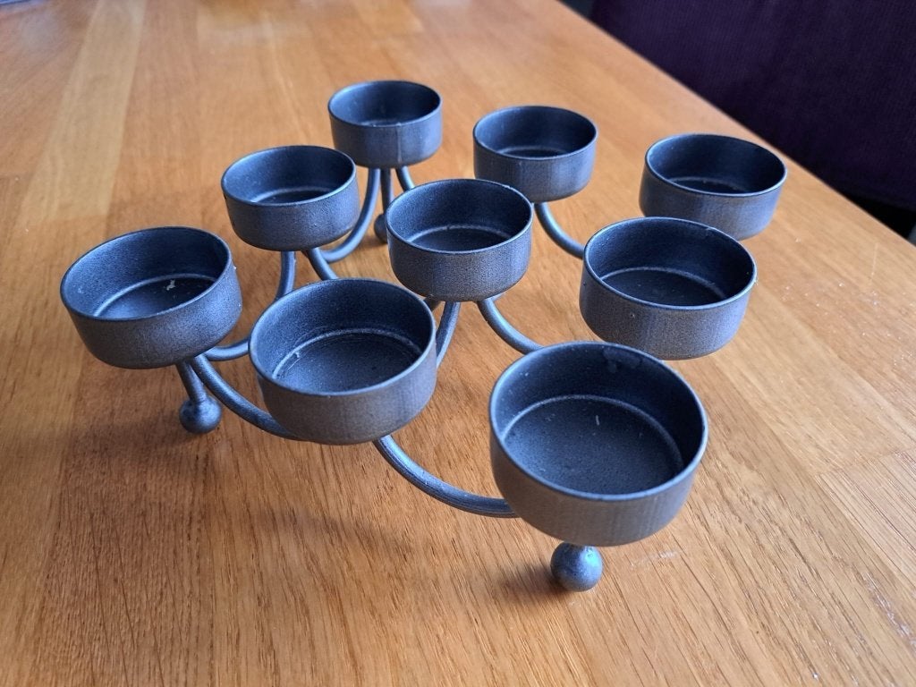 Metalen houder (grijs) voor 9 theelichtjes, Waxinelichthouder, Ophalen of Verzenden, Zo goed als nieuw, Metaal