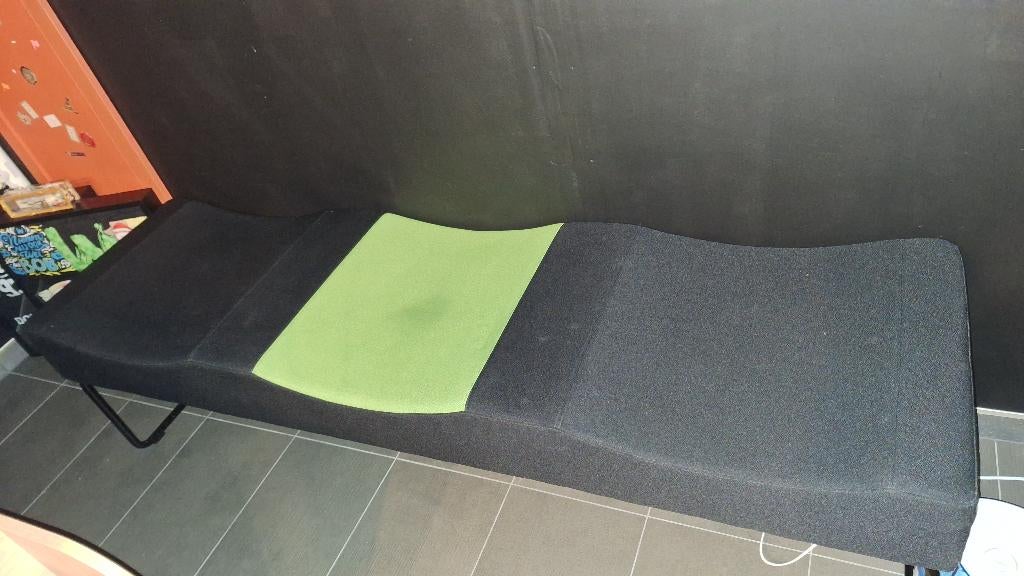 Bank 3 zitplaatsen zonder rugleuning, Ophalen, Gebruikt, Minder dan 75 cm, 150 tot 200 cm