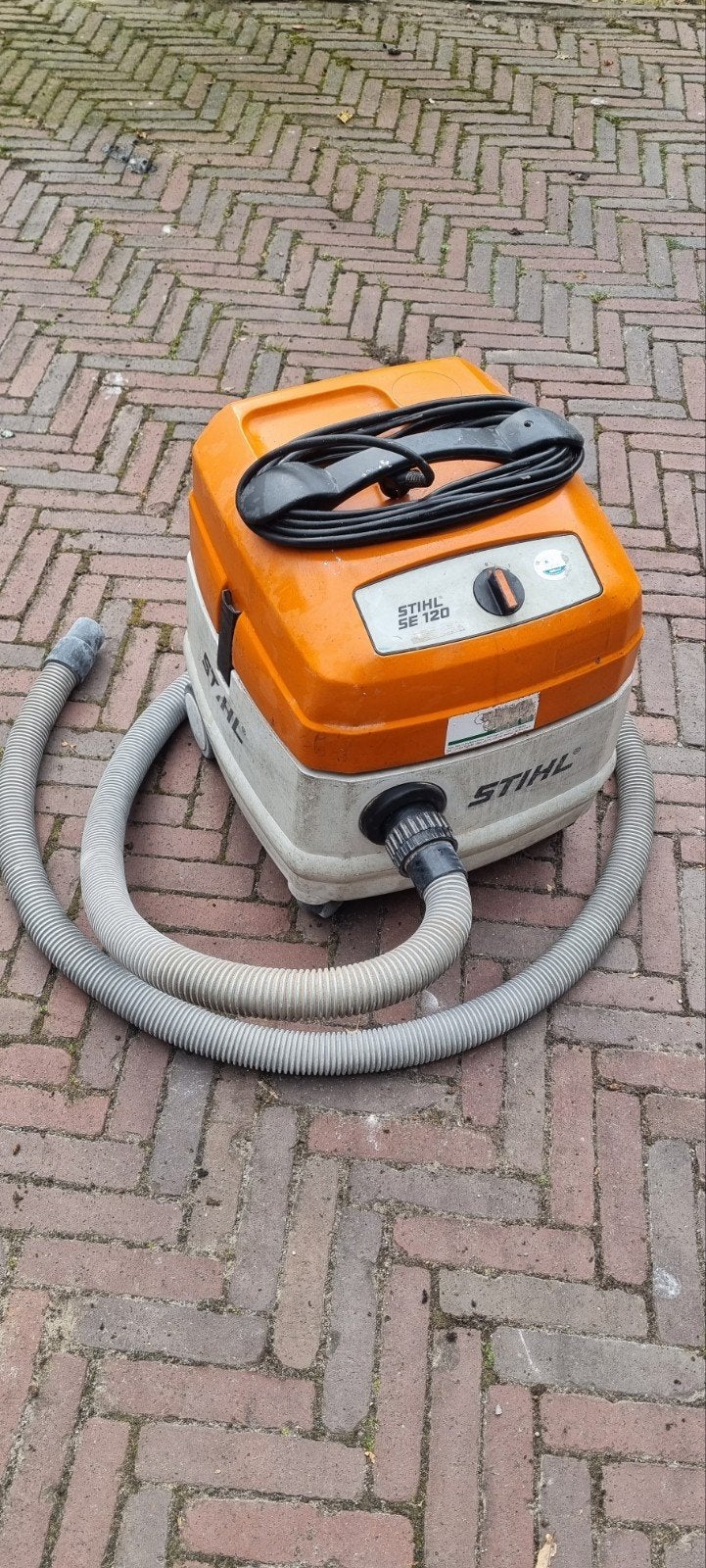 Stihl SE120 Bouwstofzuiger, Ophalen, Gebruikt