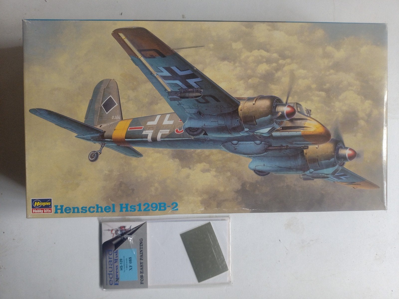 Hasegawa 1/48 Henschel Hs129B-2 + Eduard canopy mask, Overige merken, Nieuw, Ophalen of Verzenden, Groter dan 1:72