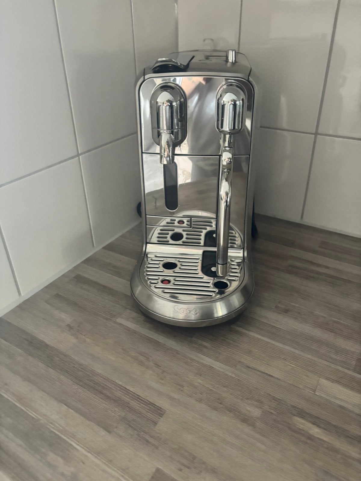 Nespresso creatista plus koffiemaschine chroom, Koffiepads en cups, Gebruikt, 10 kopjes of meer, Koffiemachine