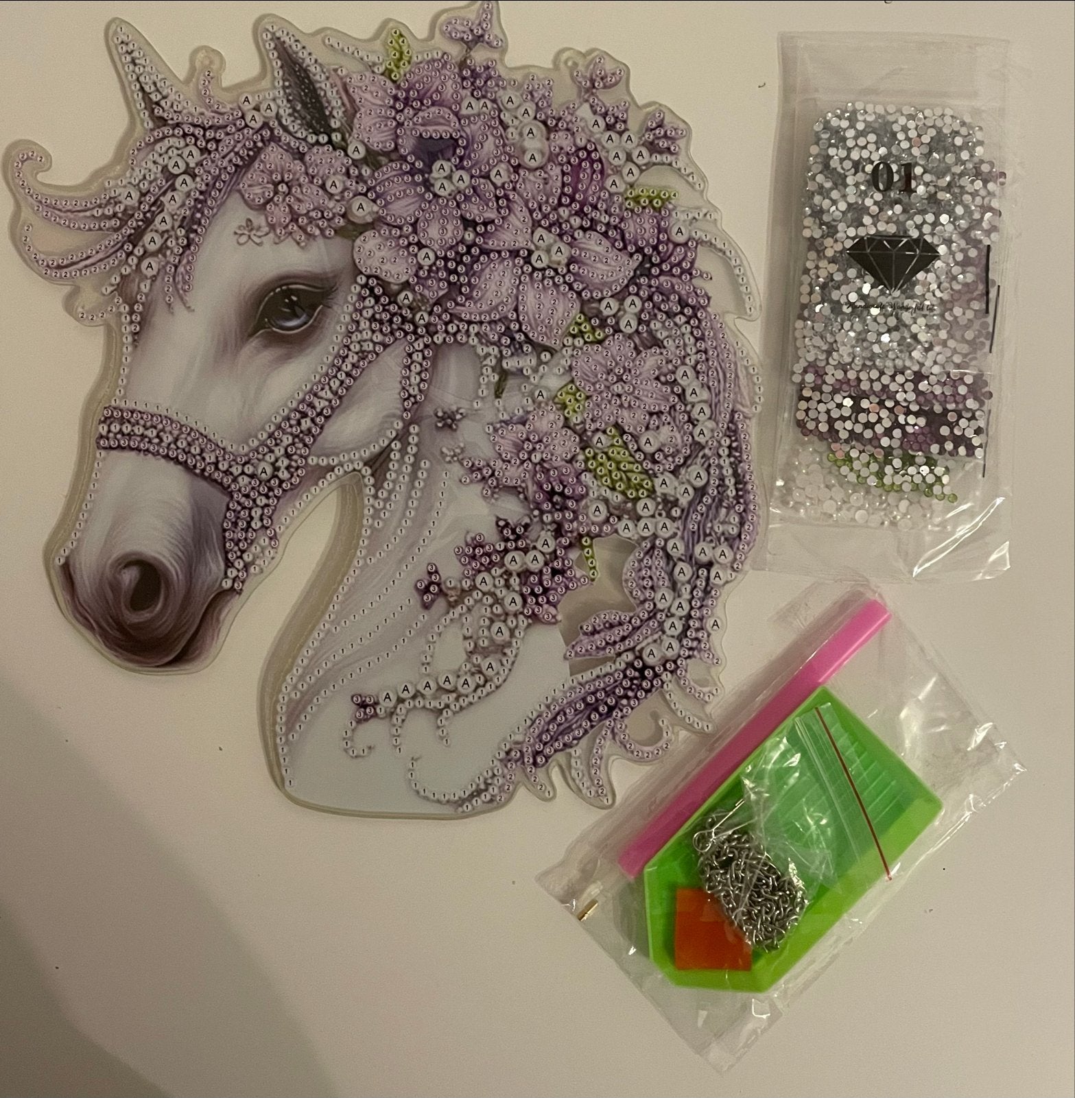 Nieuwe Diamond Painting met ronde steentjes - Paard, Nieuw, Meerkleurig, Ophalen of Verzenden, Kunststof