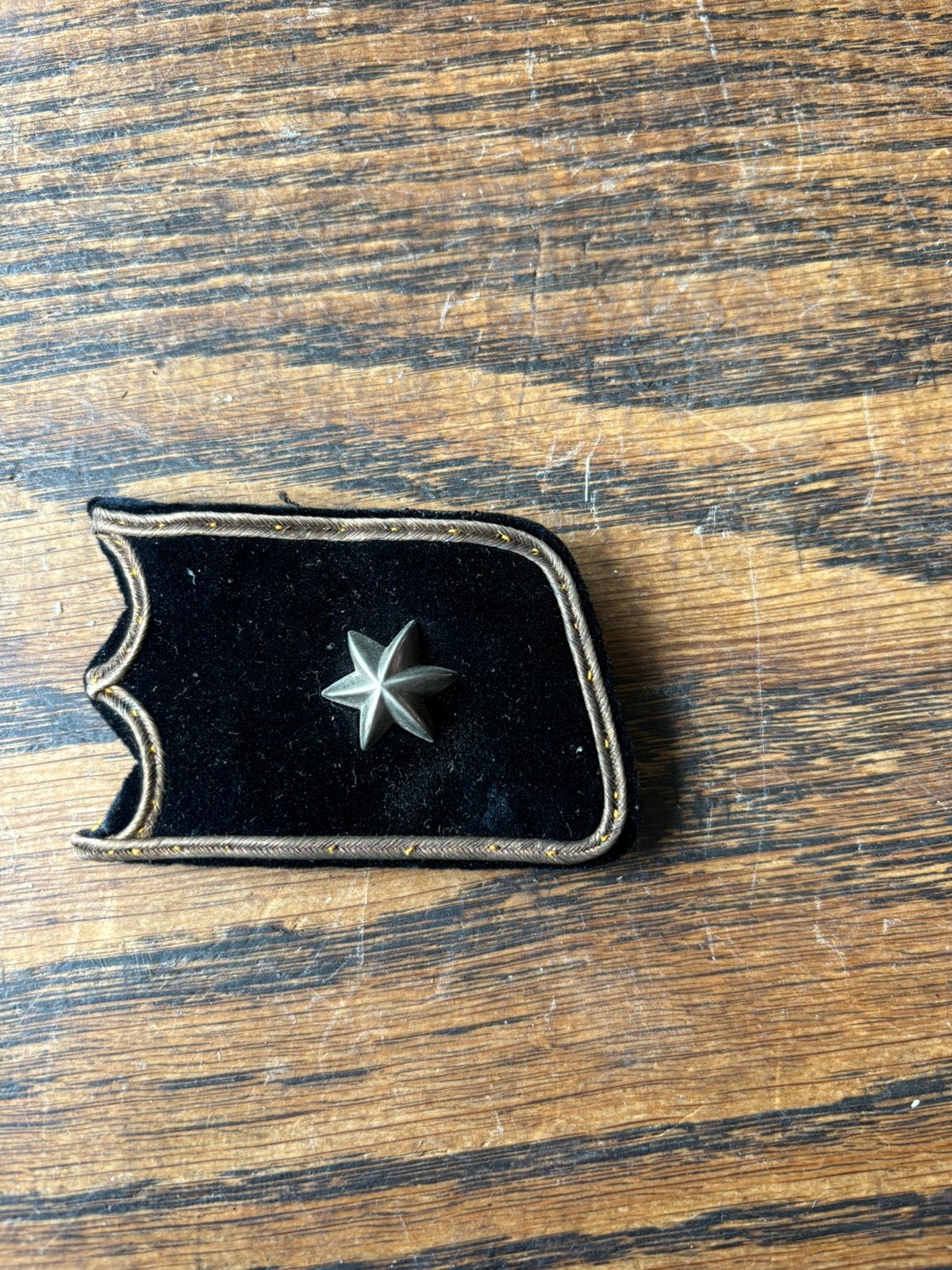 KNIL Kraagembleem voor 1942, Verzamelen, Militaria | Tweede Wereldoorlog, Verzenden, Landmacht, Nederland, Embleem of Badge