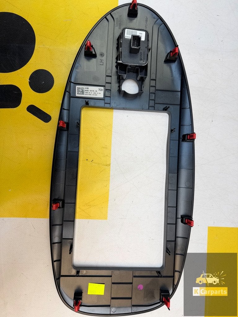 Toyota Aygo X middenconsole decoratieve, Info@fabrikant.eu, Fabrikantstraat 1
1000 AA  Amsterdam, NL, Ophalen of Verzenden, Toyota