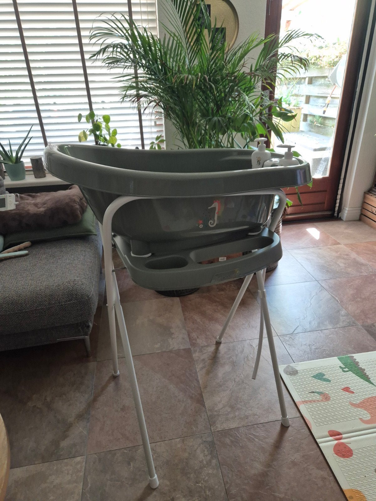 Bebe-Jou Ocean Vibes Thermobad met standaard en badzitje, Ophalen, Zo goed als nieuw, Badje, Bébé-jou