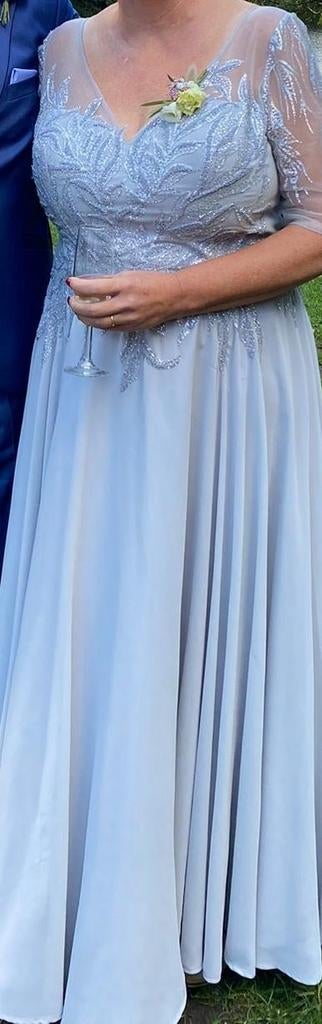 Wordt een ijsprinses met deze galajurk maat 42, Kleding | Dames, Ophalen of Verzenden, Zo goed als nieuw, Blauw, Trouwjurk