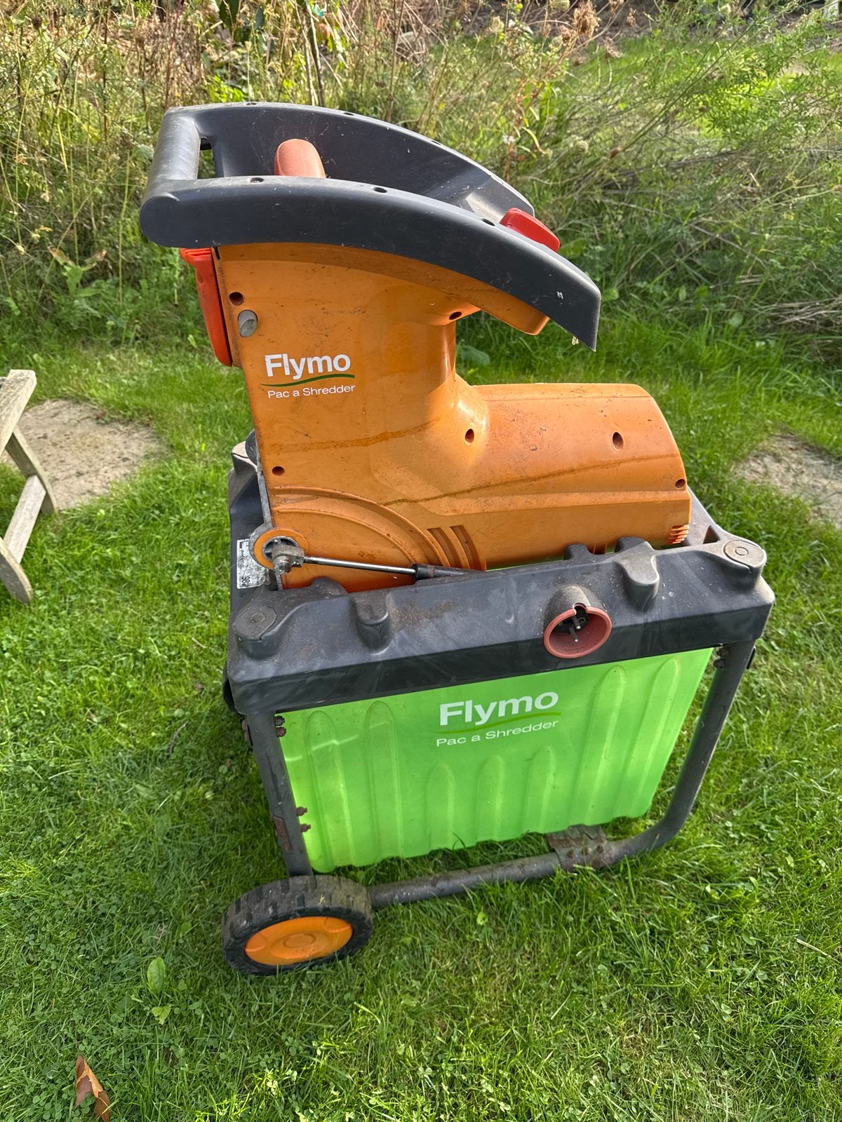 Flymo Pac a Shredder PAS2500 - Krachtige Elektrische Haksela, Tuin en Terras, Ophalen, Gebruikt, Elektrisch, Met opvangbak