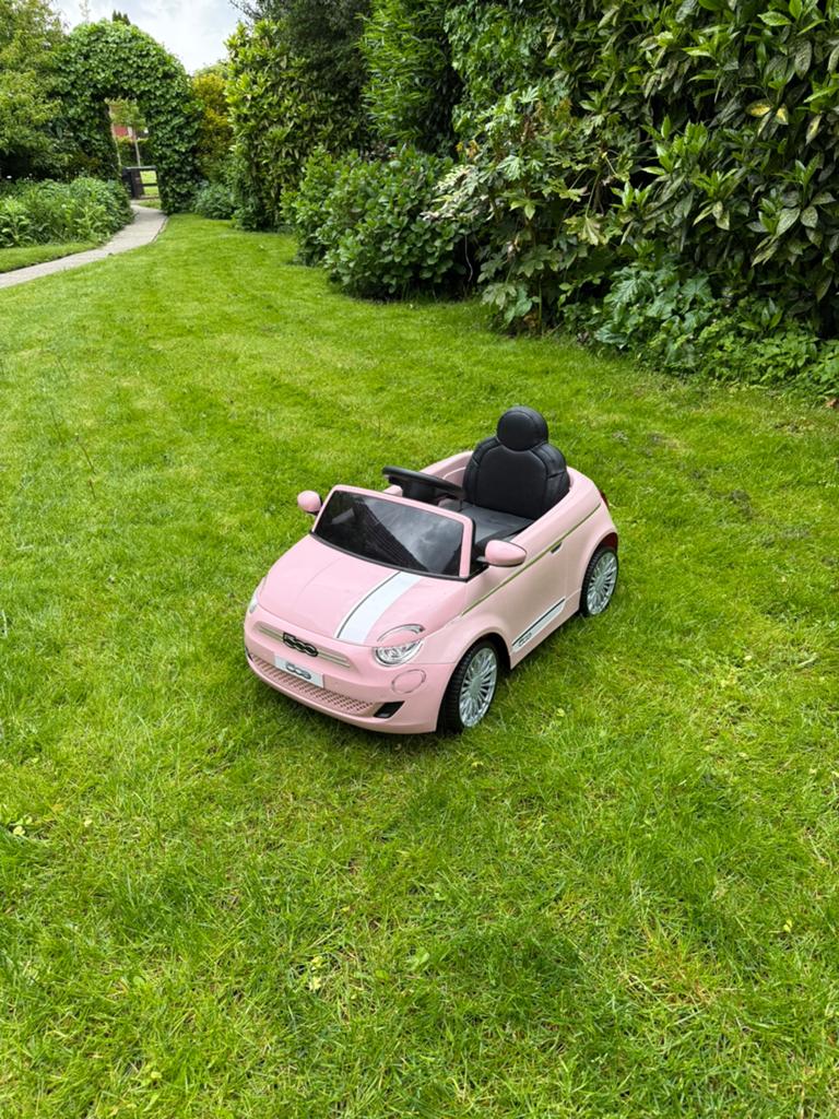 Roze Fiat 500 kinderauto met afstandsbediening, Ophalen, Gebruikt, Afstandsbediening