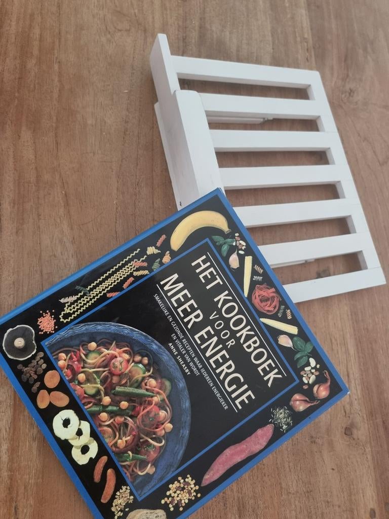 Kookboek voor meer energie met standaard, Ophalen, Zo goed als nieuw