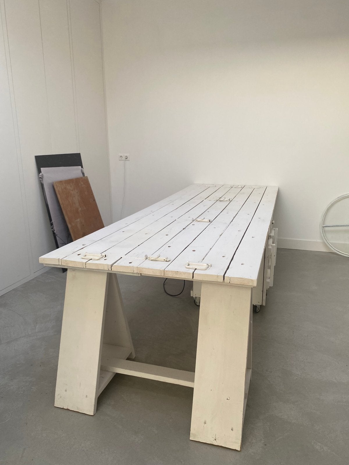 Groot op maat gemaakt bureau met 2 bureau kastjes, Huis en Inrichting, Ophalen, Opbergruimte, Gebruikt, Hout