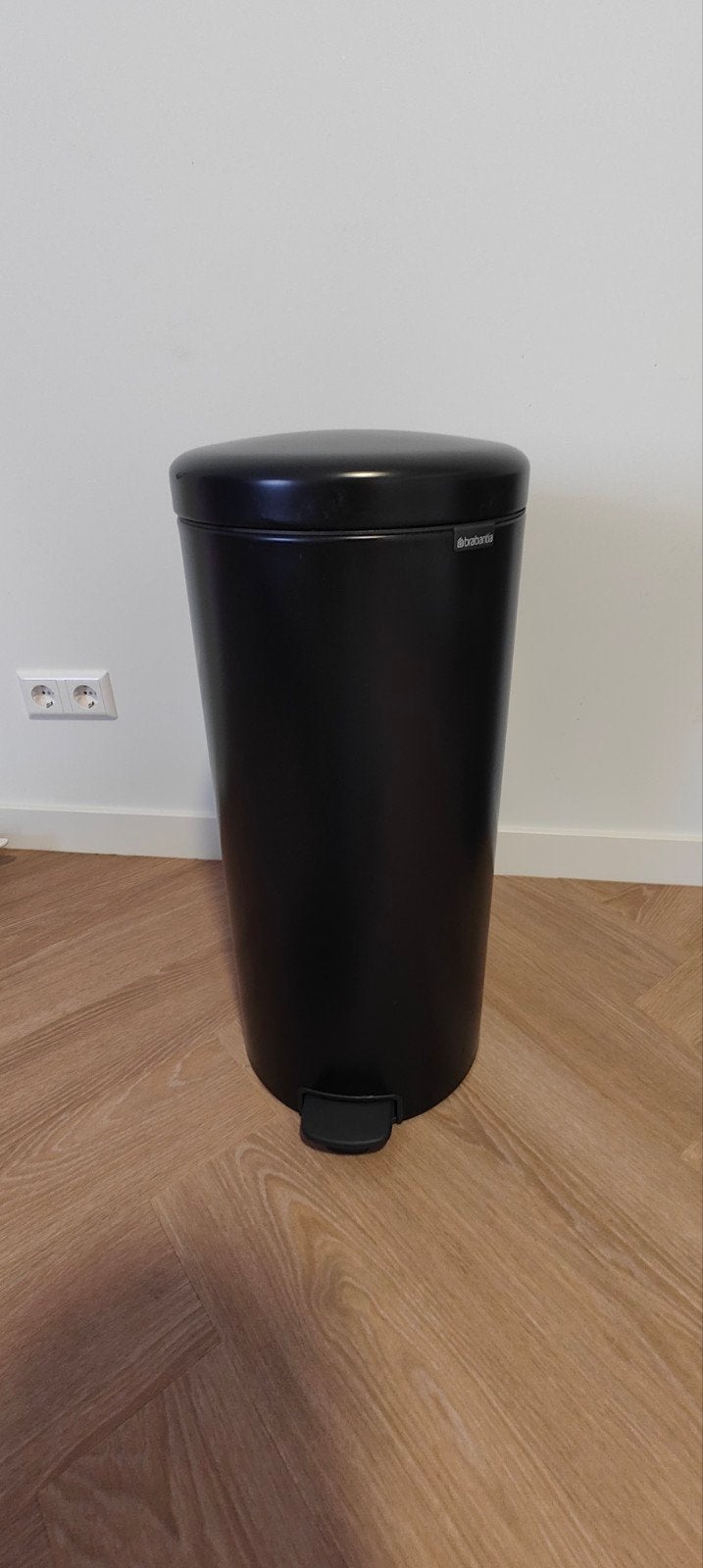 Brabantia prullenbak - Zo goed als nieuw, Huis en Inrichting, Ophalen, 50 – 75, Met pedaal, Metaal