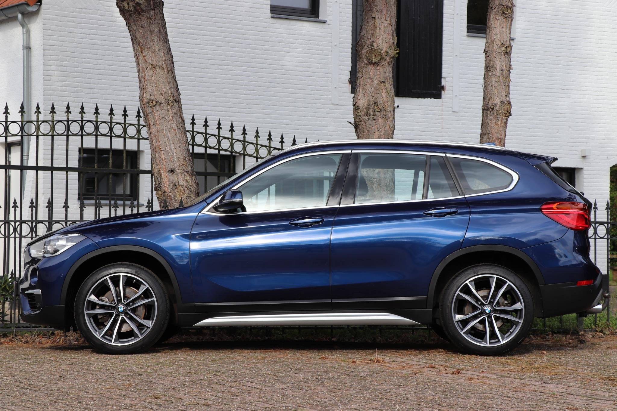 BMW X1 sDrive20i Orange Edition III |Head-up |Trekhaak |X-Li, Auto's, Euro 6, Blauw, SUV of Terreinwagen, 1460 kg