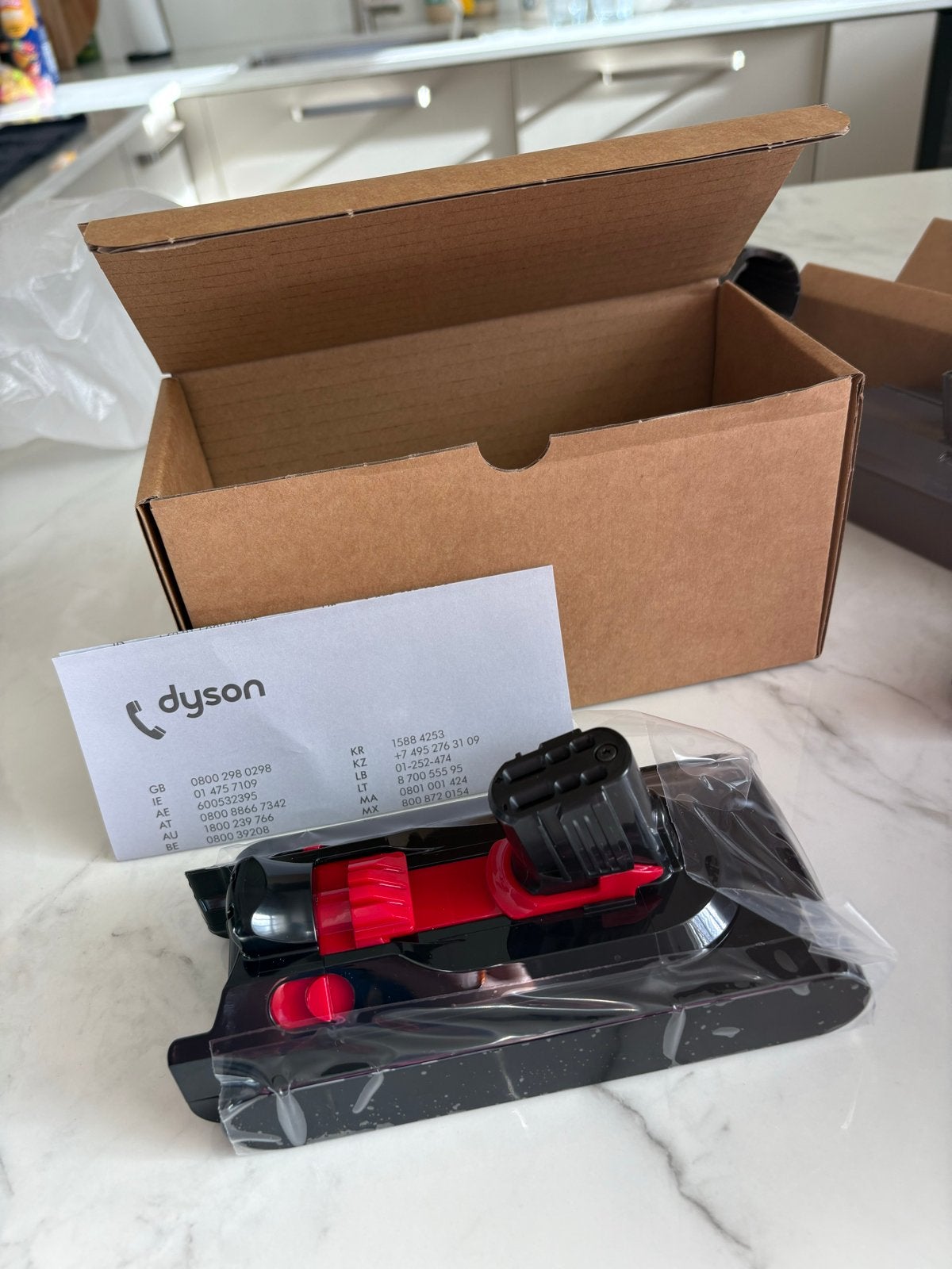 Dyson V8 V10 V11 SV12 SV14 Accu Batterij 2450mAh 62.9Wh, Ophalen of Verzenden, Nieuw