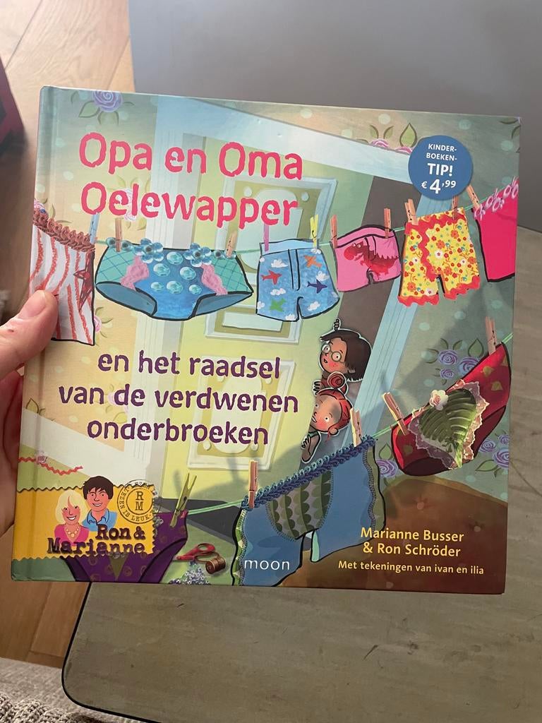 Opa en Oma Oelewapper en het raadsel van de verdwenen onderb, Ophalen of Verzenden, Zo goed als nieuw, Fictie algemeen