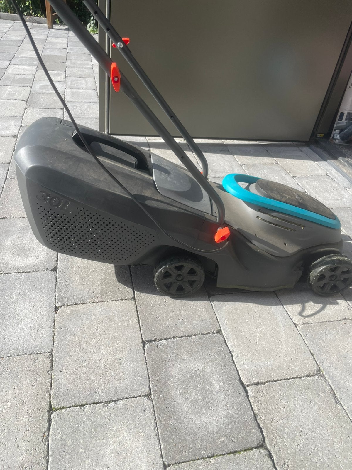 Gardena electrische grasmaaier powermax 32/1200 G2 1200wat, Tuin en Terras, Ophalen, Zo goed als nieuw