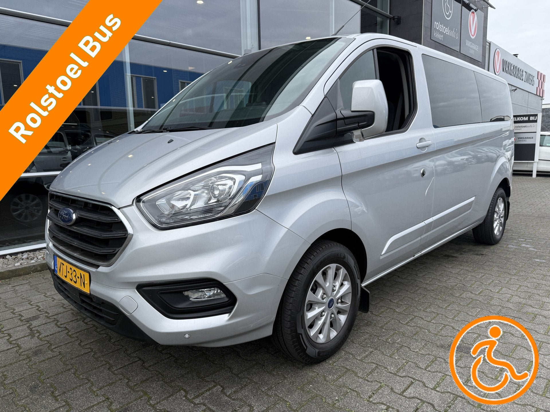 Ford Transit Custom 4+1 Rolstoelbus 300 2.0 TDCI L2H1 Limite, 4 cilinders, Origineel Nederlands, Bedrijf, Diesel