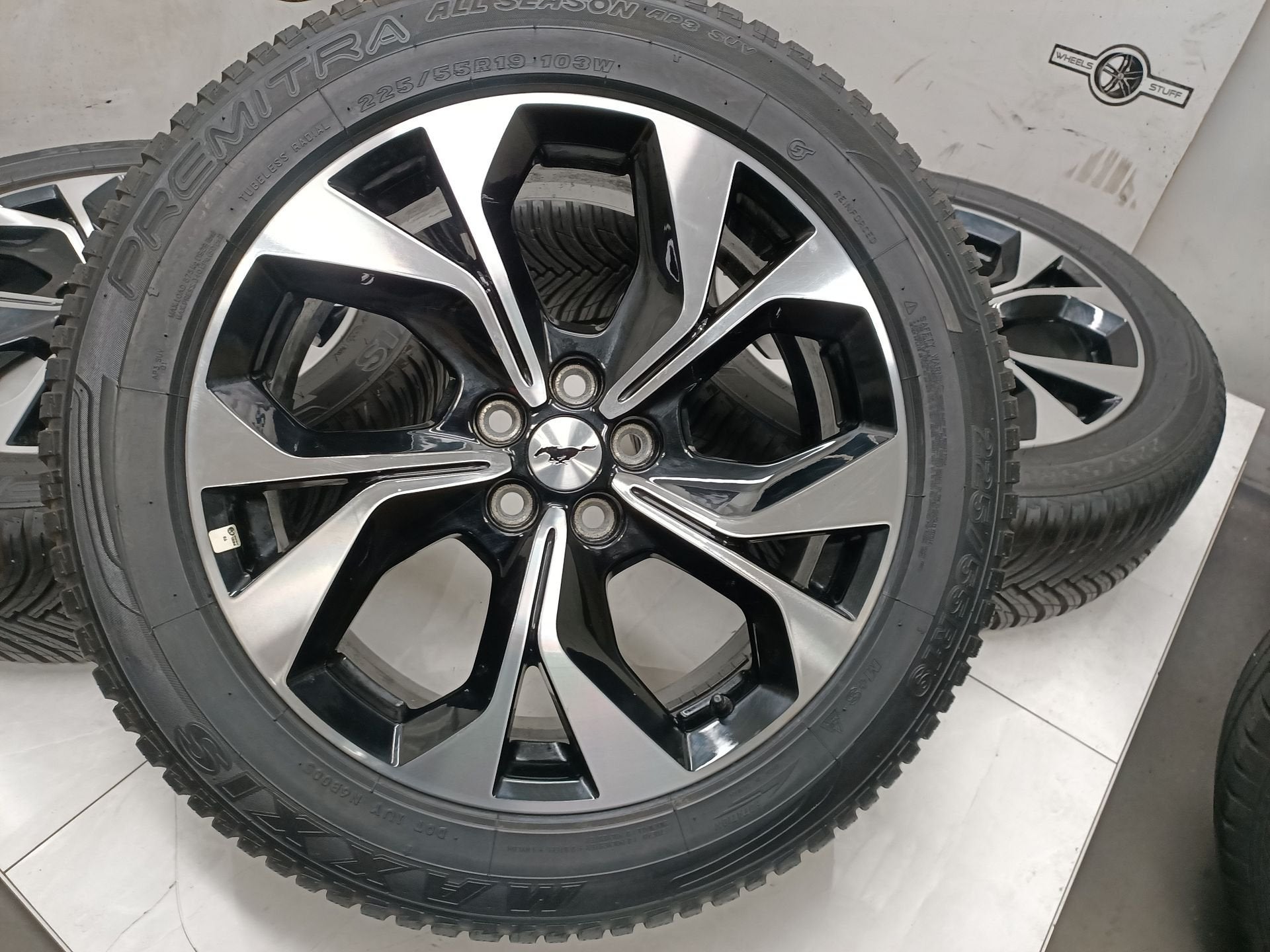 Ford Mustang Mach-E lichtmetaal velgen 19"inch all seasons, Auto-onderdelen, Gebruikt, -, -, Banden en Velgen