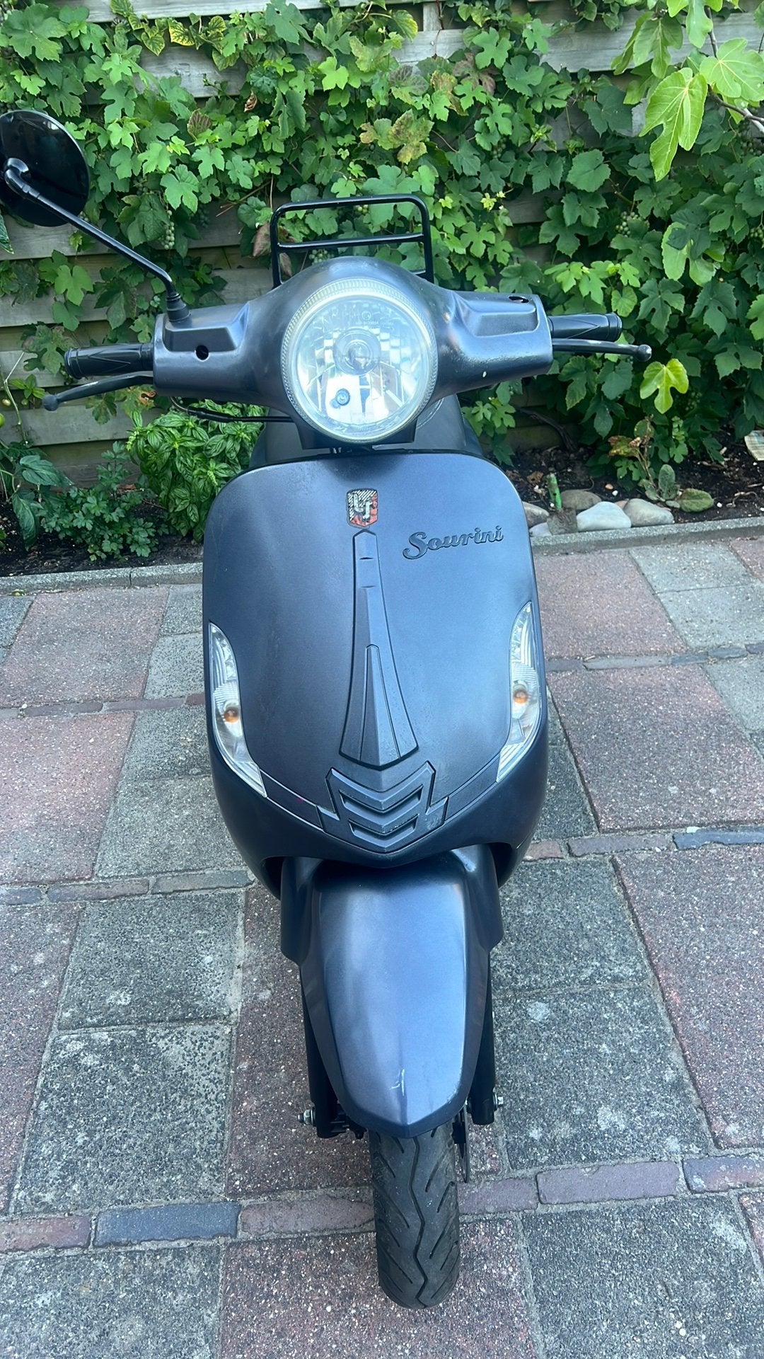 Te koop La souris Sourini scooter 2021, Gebruikt, Benzine, Ophalen, Overige merken