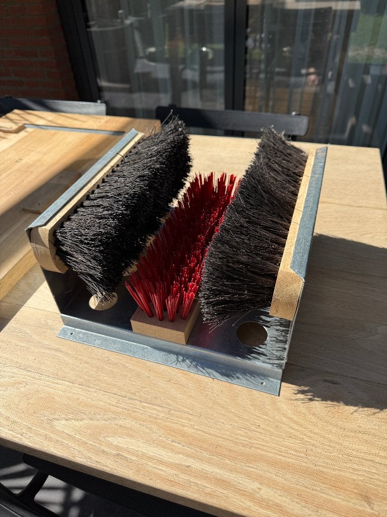 Voetenveger drie borstels, Ophalen of Verzenden, Zo goed als nieuw, Overige materialen, Binnen