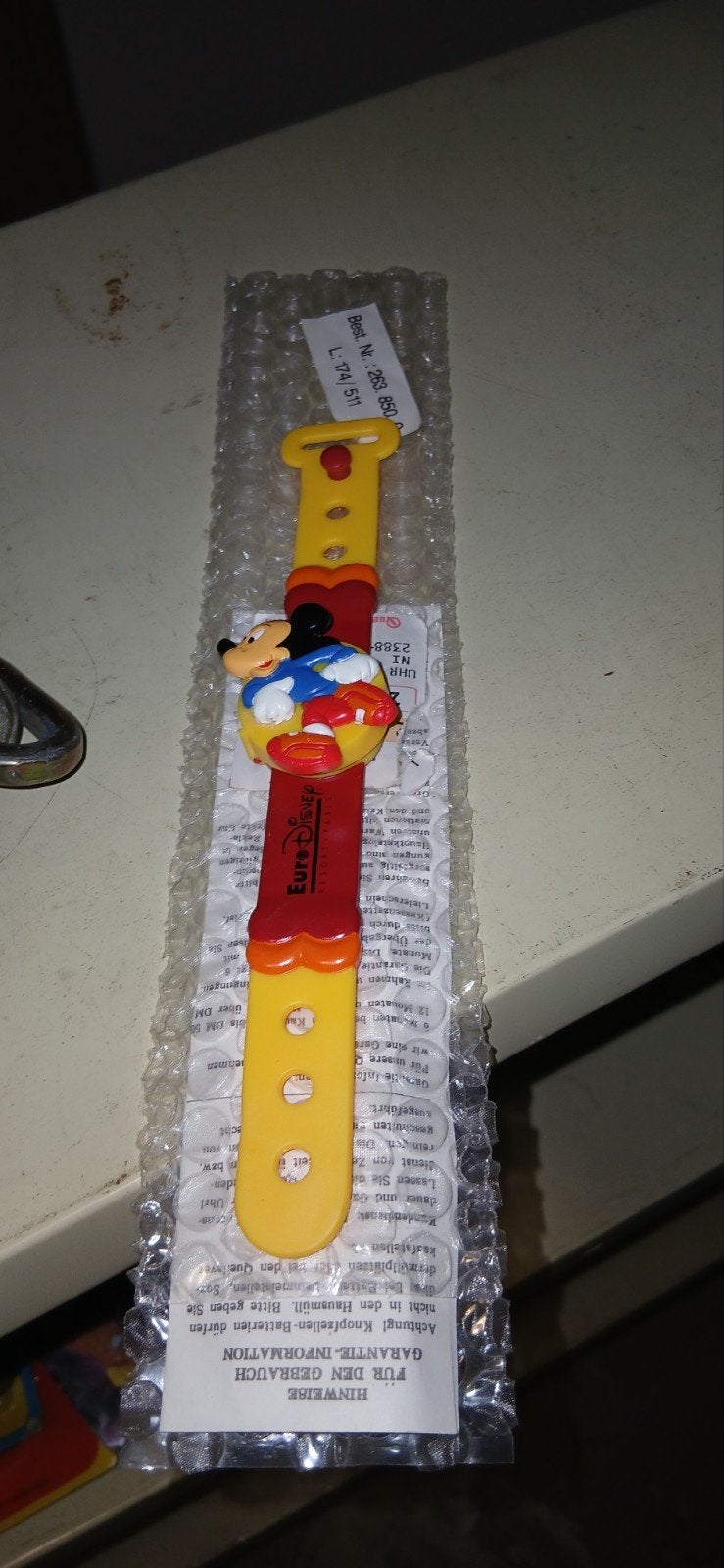Disneyland Horloge 1992 met originele verpakking en boekje, Ophalen of Verzenden, Zo goed als nieuw, Overige kleuren, Jongen of Meisje