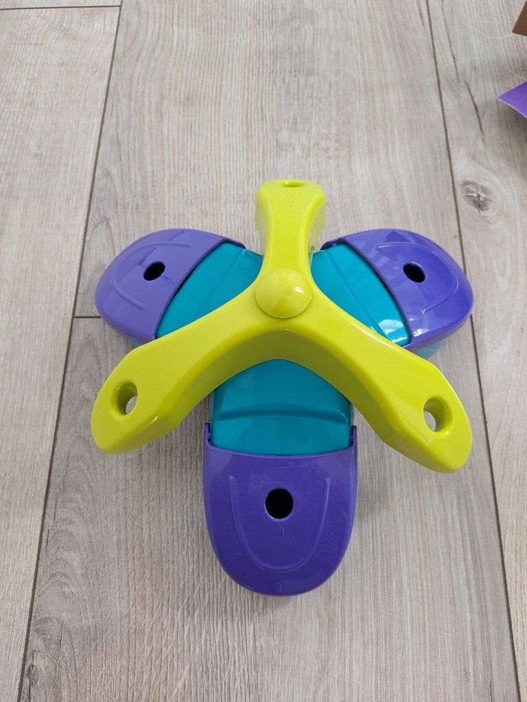 Outward Hound Treat Triad - Hondenspeelgoed. Nieuw, Ophalen of Verzenden, Nieuw, Intelligentiespeelgoed