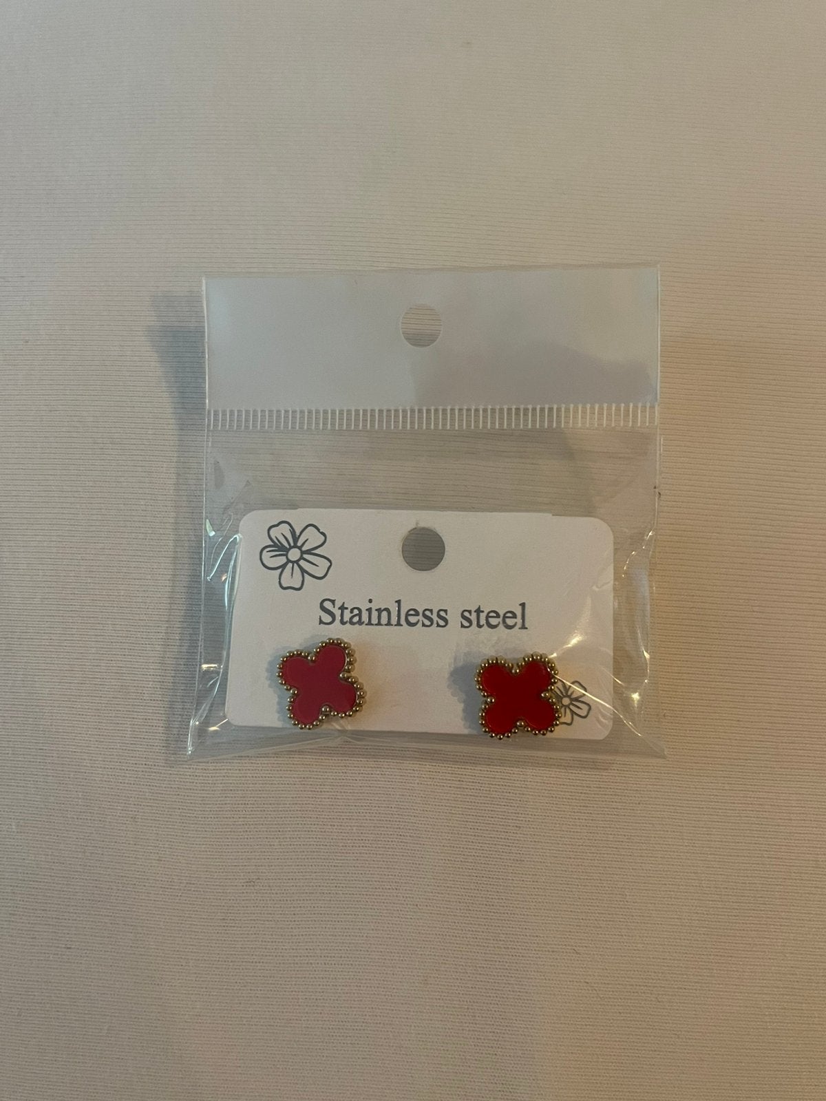 Van cleef oorbellen rood, Verzenden, Zo goed als nieuw, Rood, Overige materialen