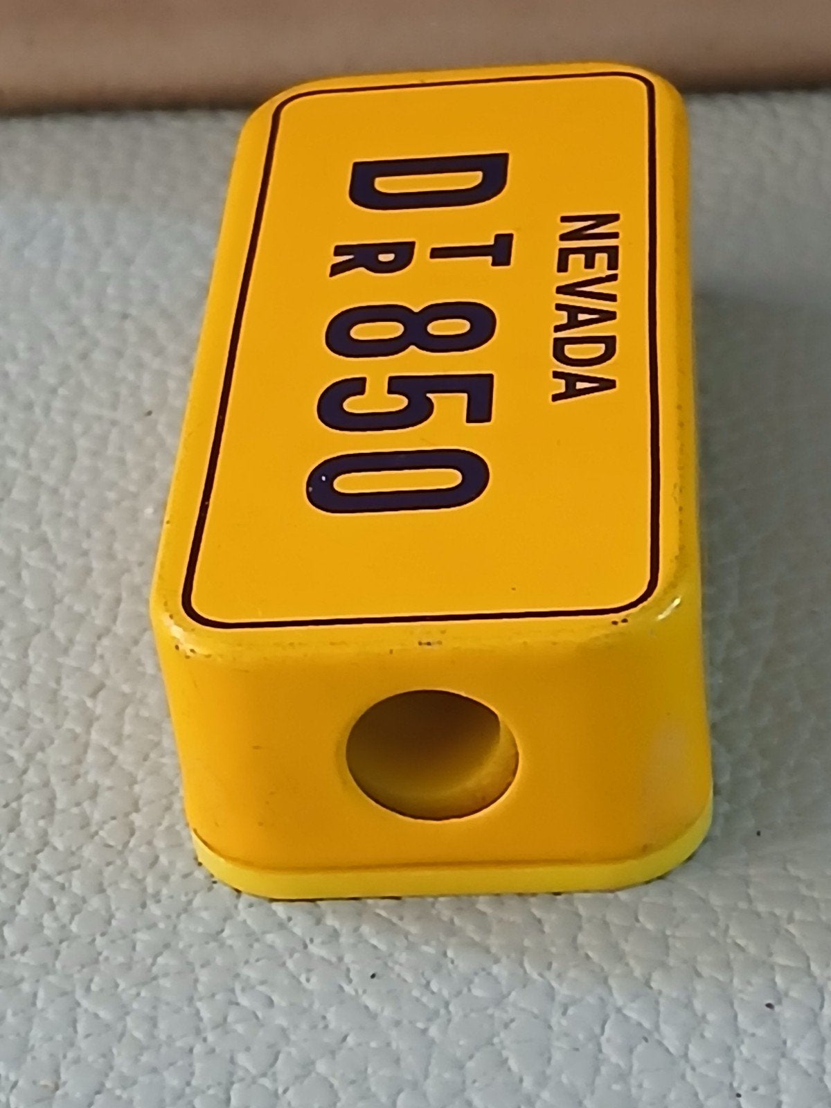 Vintage Kutsuwa Nevada kenteken puntenslijper., Ophalen of Verzenden, Gebruikt