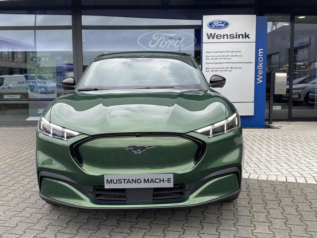 Ford Mustang Mach-E Extended Premium RWD 88 kWh €2.000,- V, Automaat, Adaptive Cruise Control, Achterwielaandrijving, Zwart