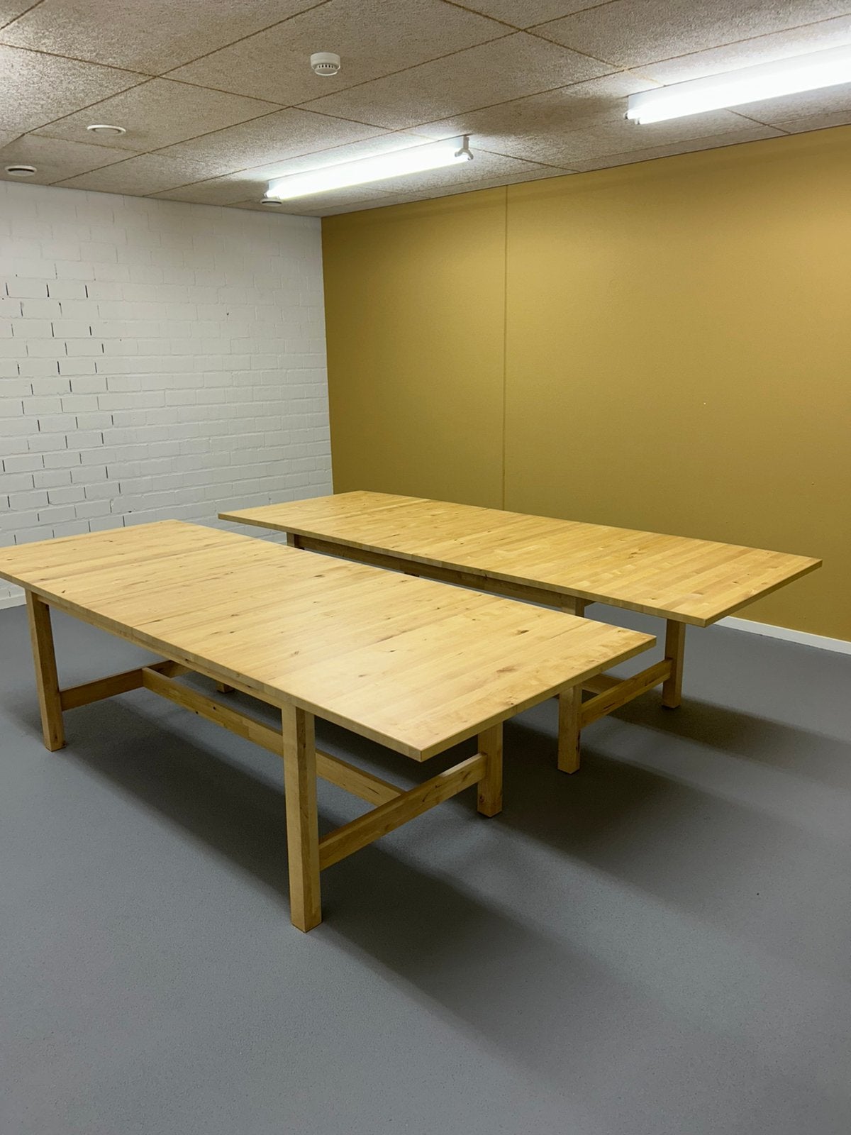 2x IKEA NORDEN eettafel – berkenhout – groot formaat, Ophalen, Zo goed als nieuw