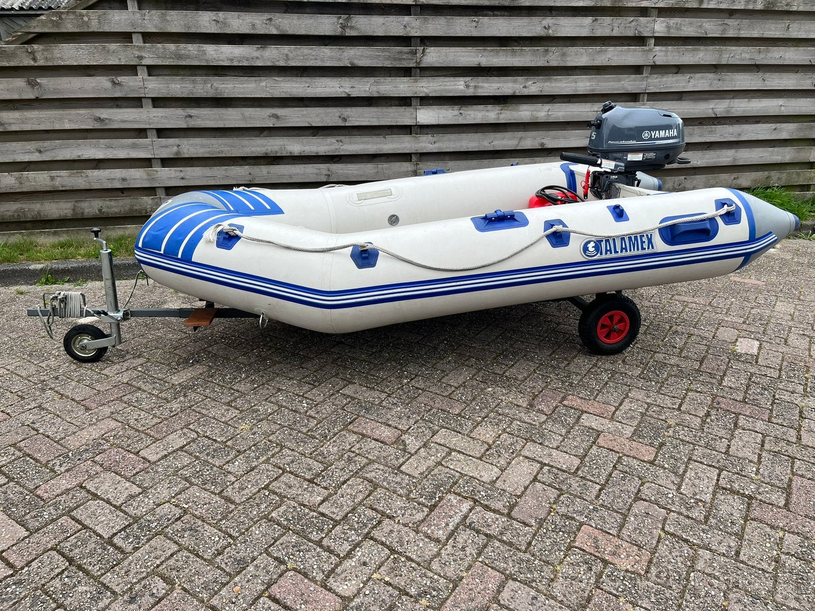 Talamex rubberboot + Yamaha 5 PK 4-takt (2021) + handtrailer
