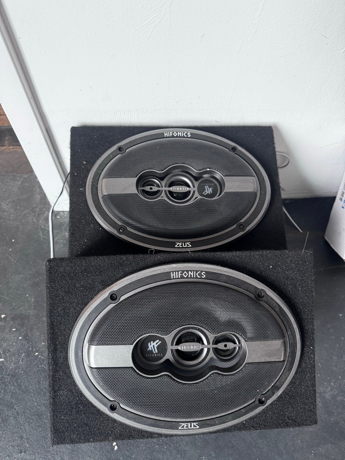 Hifonics Zeus auto speakers in behuizing, Ophalen of Verzenden, Gebruikt