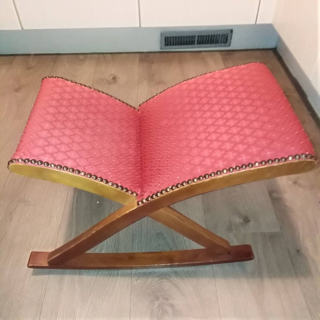 Schommel vintage voetenbankje bordeaux rode stof, Ophalen, Gebruikt, Minder dan 50 cm, 50 tot 75 cm