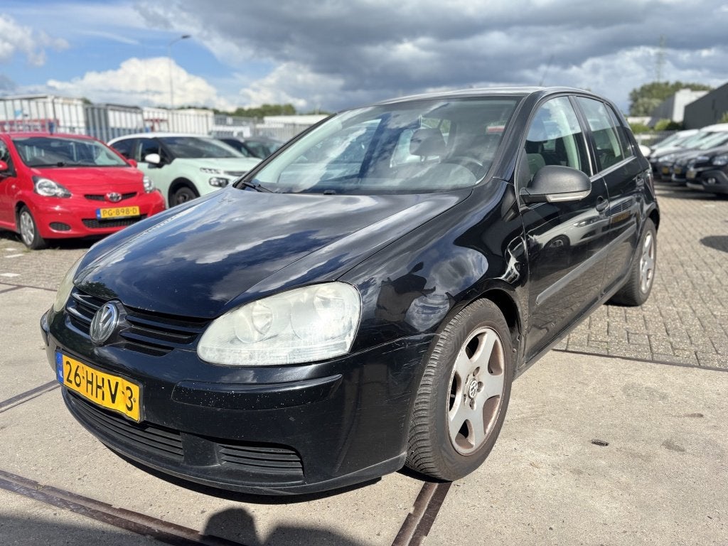 Volkswagen Golf 1.9 TDI MOTOR NOT GOOD! (bj 2009), Auto's, 1224 kg, Gebruikt, 4 cilinders, Zwart