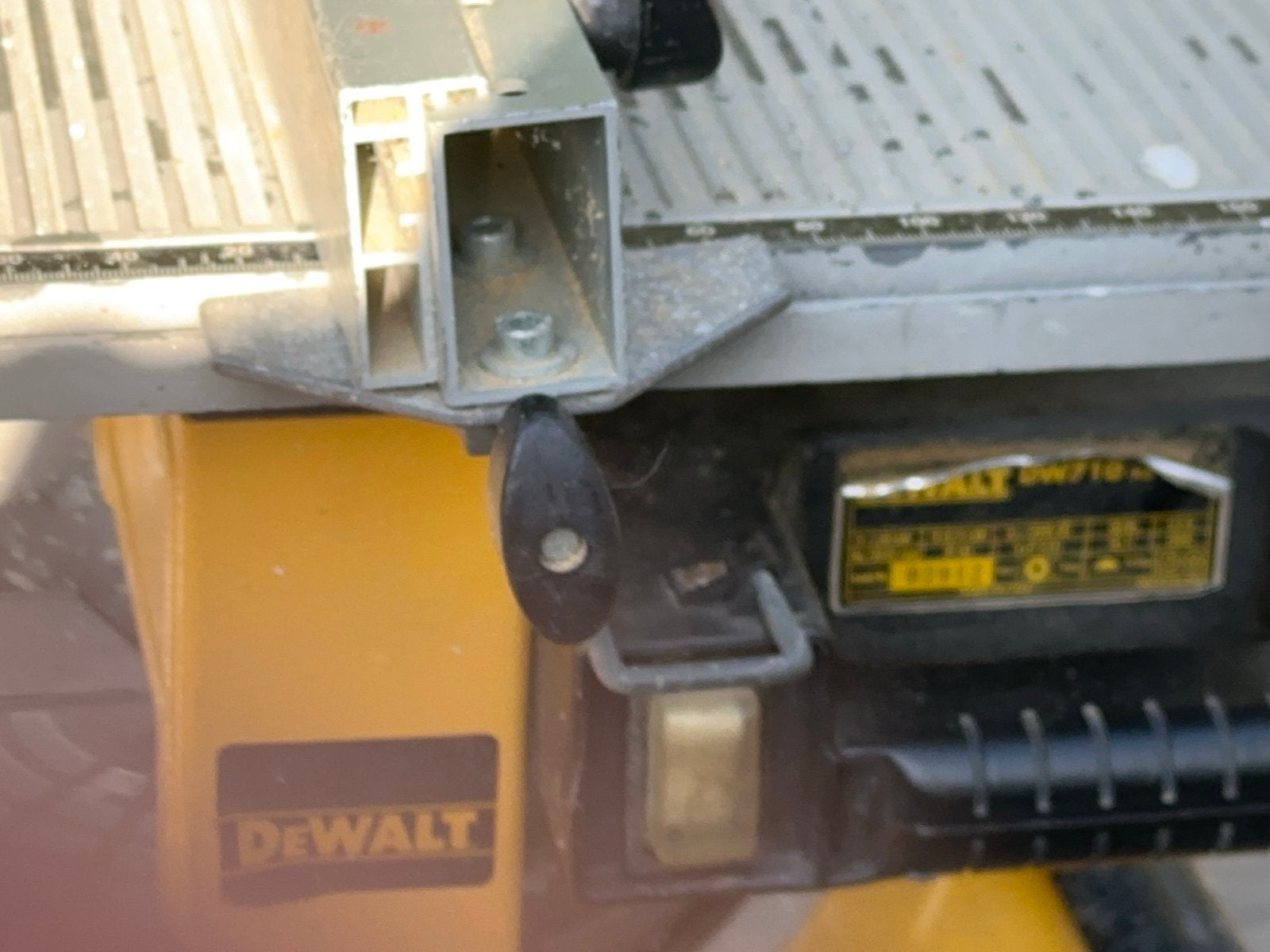 Foto 6 van DeWalt DW710 A2 Afkortzaag - Gebruikt
