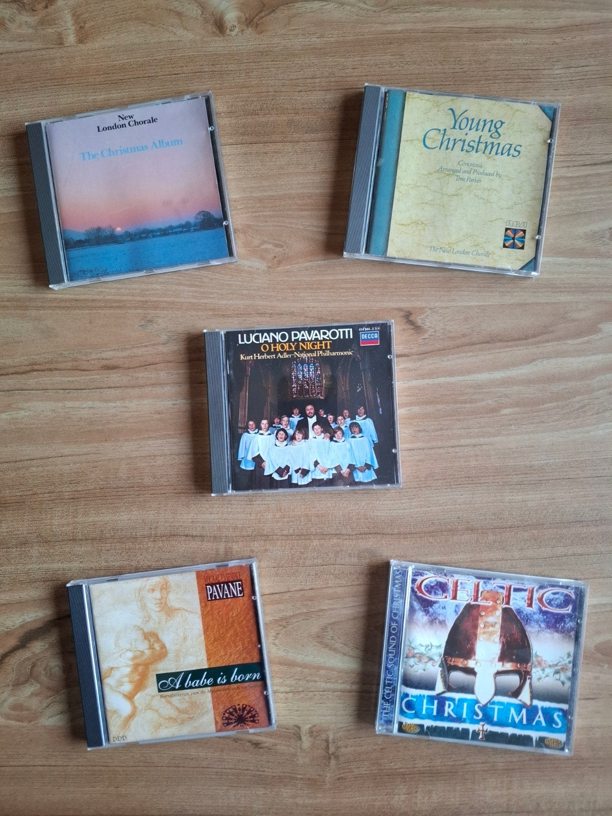 Diverse Kerst CD's: Pavarotti, New London Chorale, Celtic, Gebruikt, Overige componisten, Modernisme tot heden, Ophalen of Verzenden