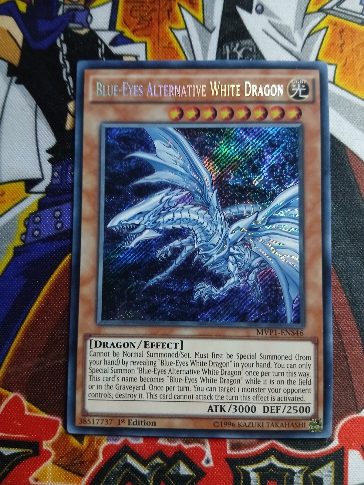 Blue-Eyes Alternative White Dragon - Secret Rare MVP1 - YGO, Ophalen of Verzenden, Zo goed als nieuw, Foil