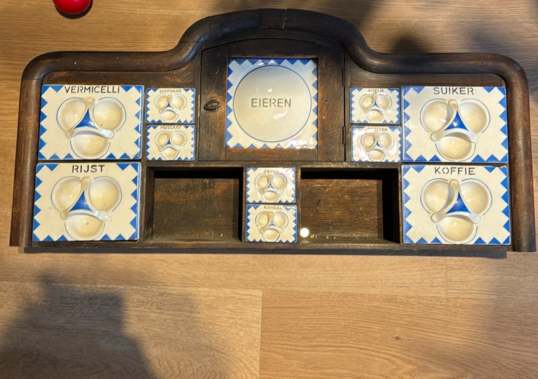 Antieke Jaren '30 Kruidenkast met Porseleinen Bakjes, Antiek en Kunst, Ophalen of Verzenden