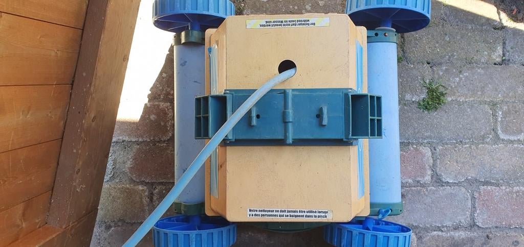 Zwembad stofzuiger pool jet met power supply. Opknapper, Ophalen, Gebruikt