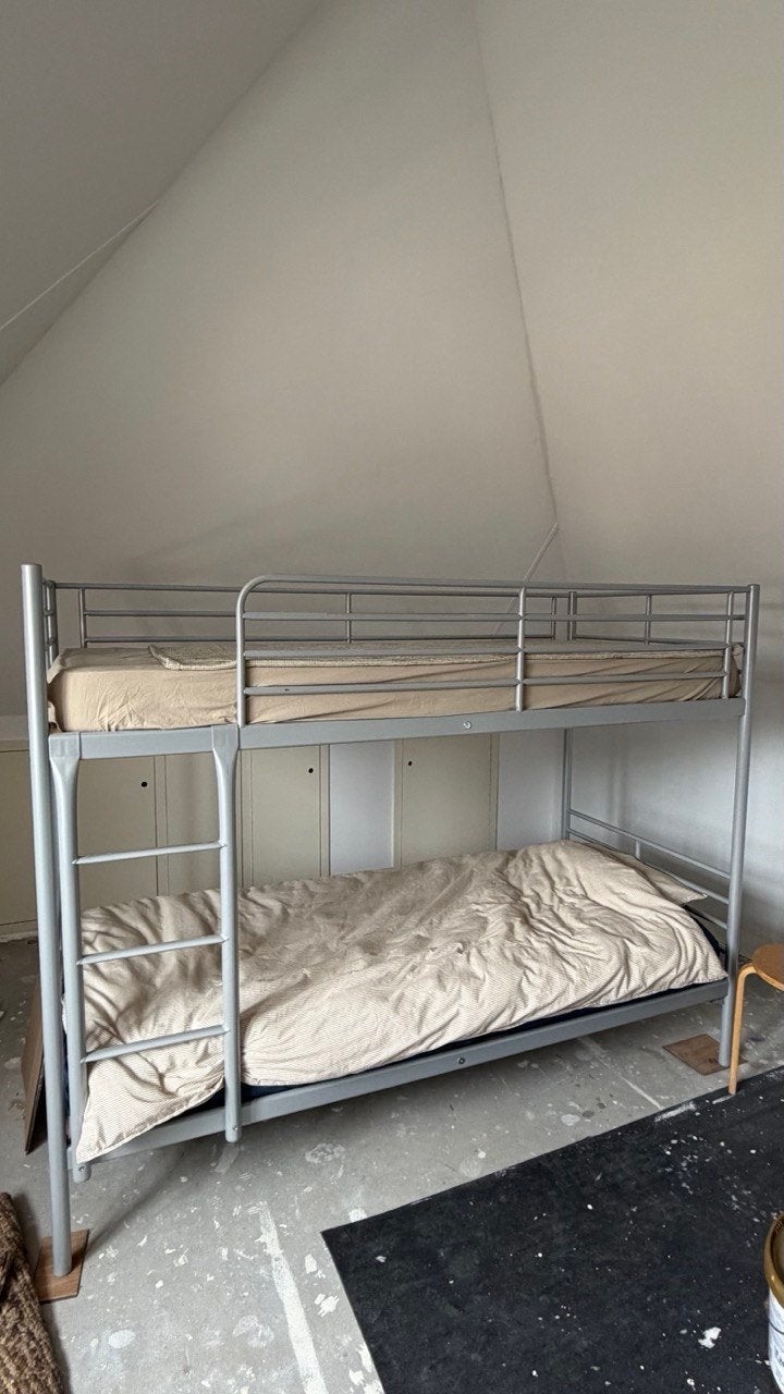 Stevig Stapelbed - Ideaal voor Kinderkamer of Logeerkamer, Ophalen, Gebruikt, 90 cm, 160 tot 180 cm