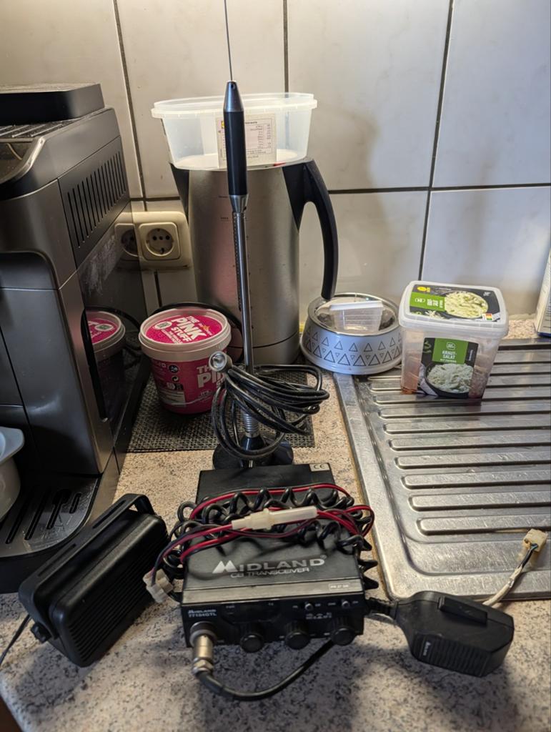 27 mc met antenne en luidspreker, Ophalen