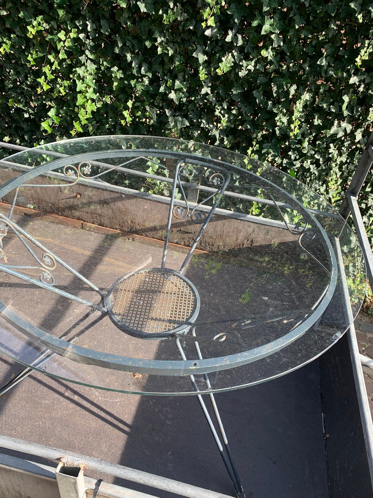 Tuintafel, Ophalen of Verzenden, Gebruikt, Rond, Metaal