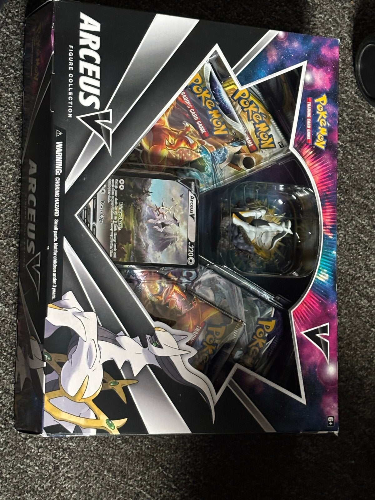 Pokémon Arceus V Figure Collection Box (Cosmic Eclipse pack), Ophalen of Verzenden, Nieuw, Overige typen