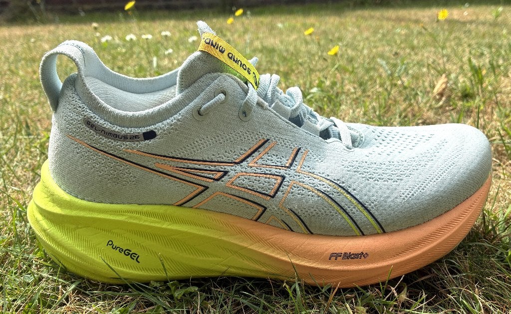 ASICS Gel-Nimbus 26 Dames / Hardloopschoenen / Maat 39,5, Sport en Fitness, Hardloopschoenen, Ophalen of Verzenden, Zo goed als nieuw