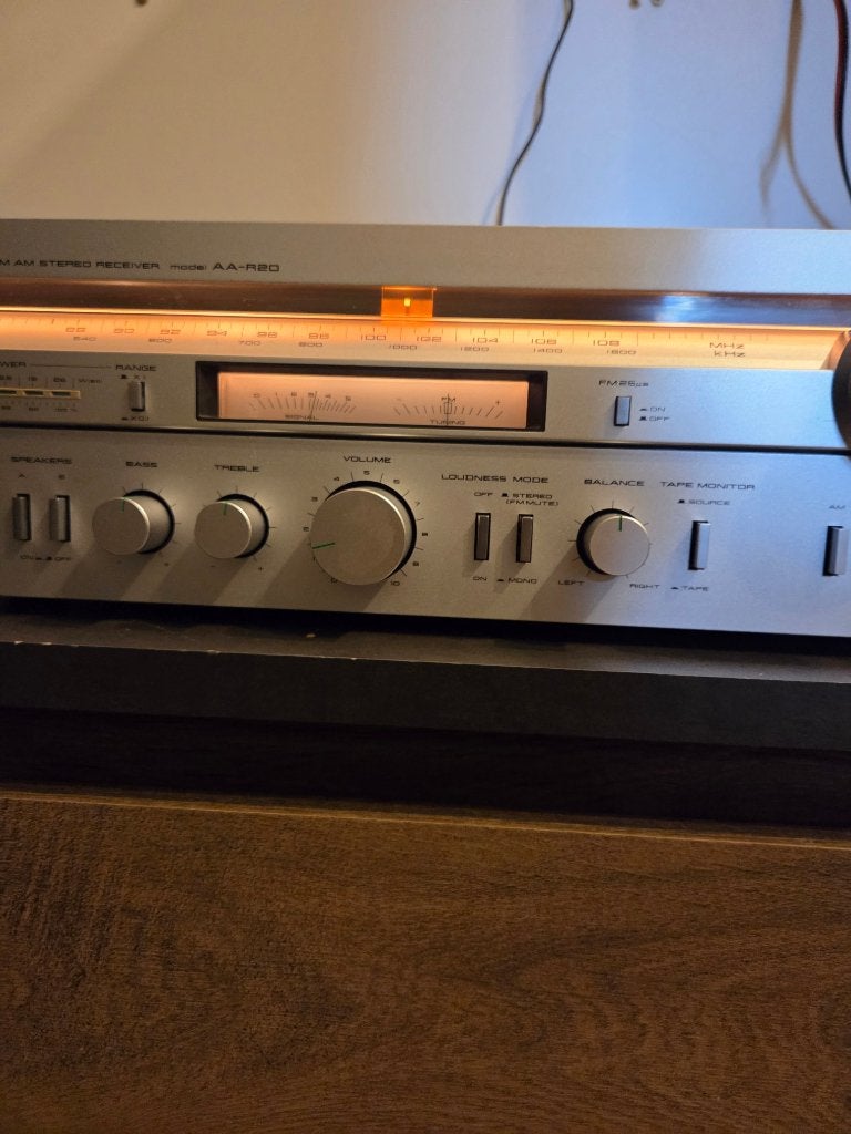 AKAI AA-R20 Receiver 1980, Zo goed als nieuw, Ophalen, Overige merken, Minder dan 60 watt