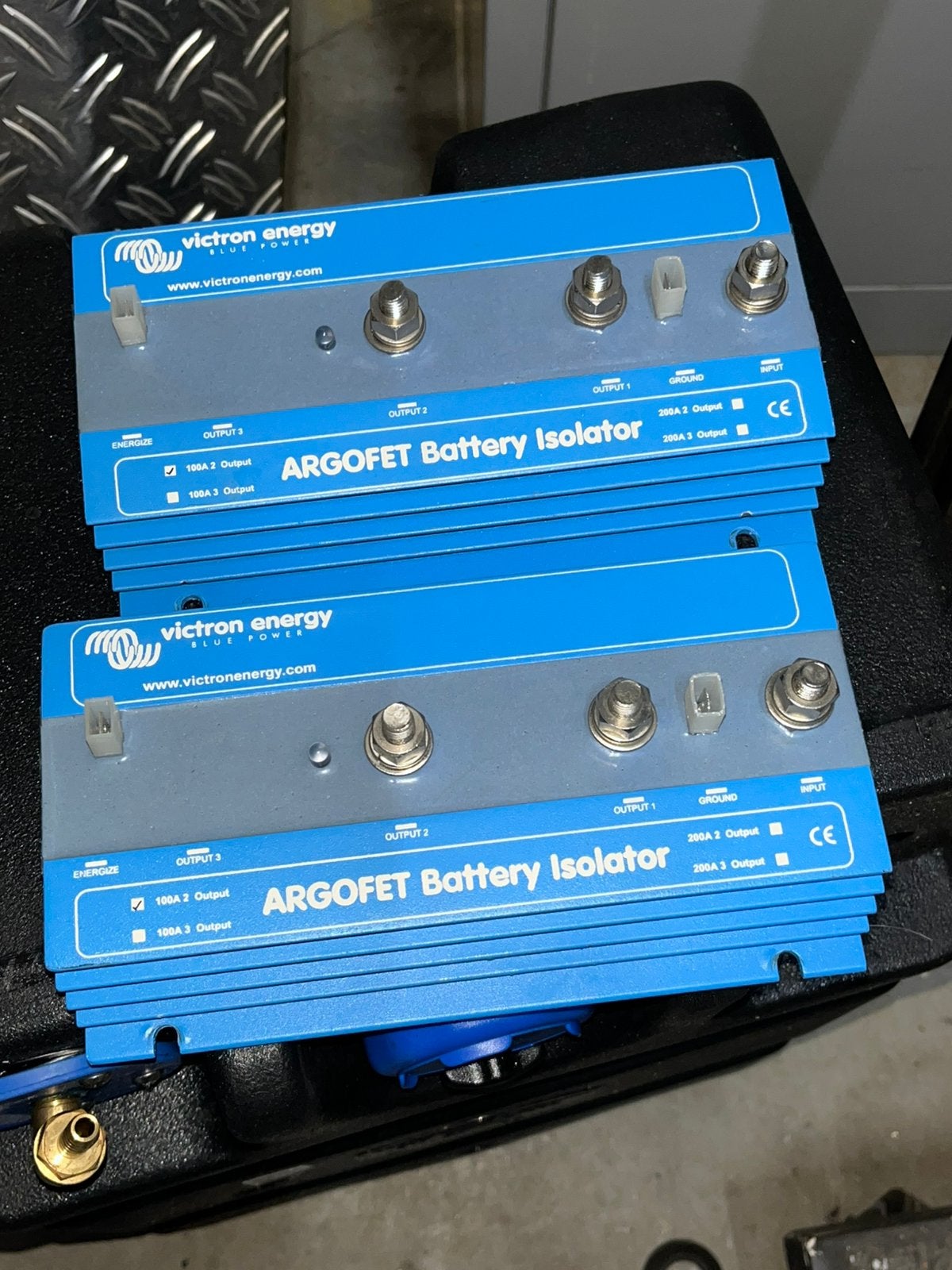 Victron argeget diodebrug 100a - 2 uitgangen, Ophalen of Verzenden, Motor en Techniek