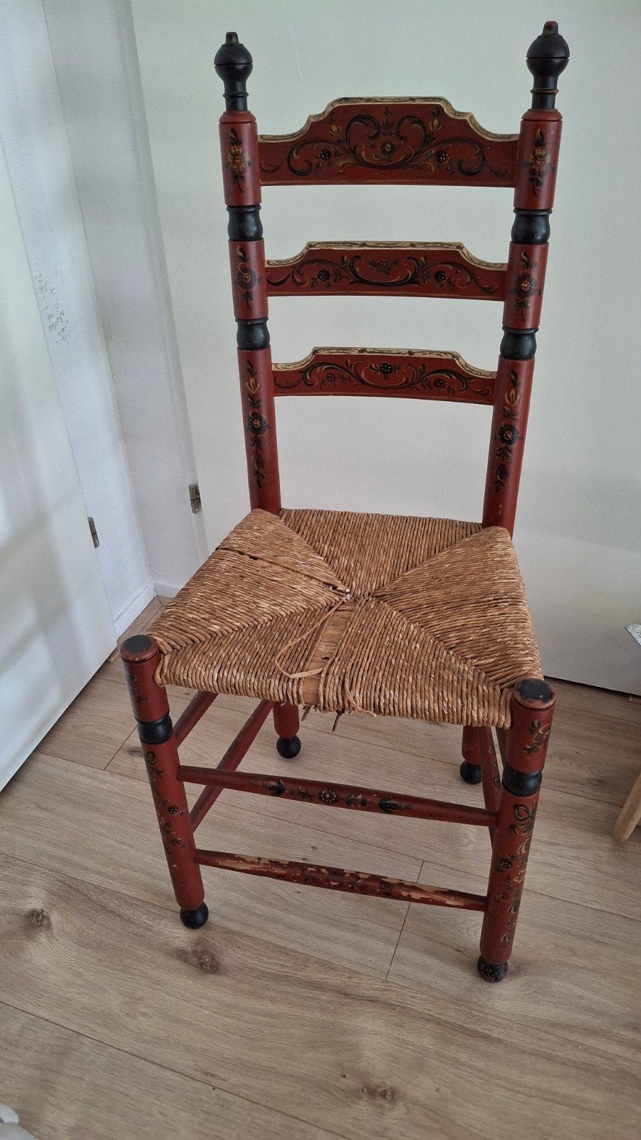 Antieke Hindelooper stoel met biezen zitting, Antiek en Kunst, Ophalen