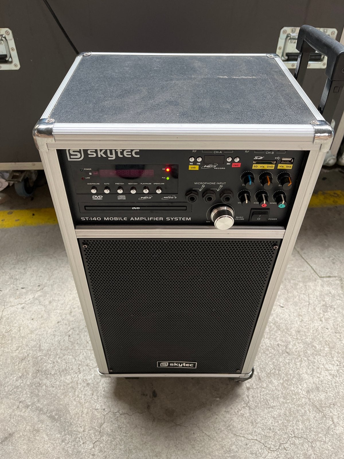Skytec ST-I40 Mobiel Versterkersysteem met DVD/MP3/USB, Overige merken, Skytec, Ophalen of Verzenden, 60 tot 120 watt