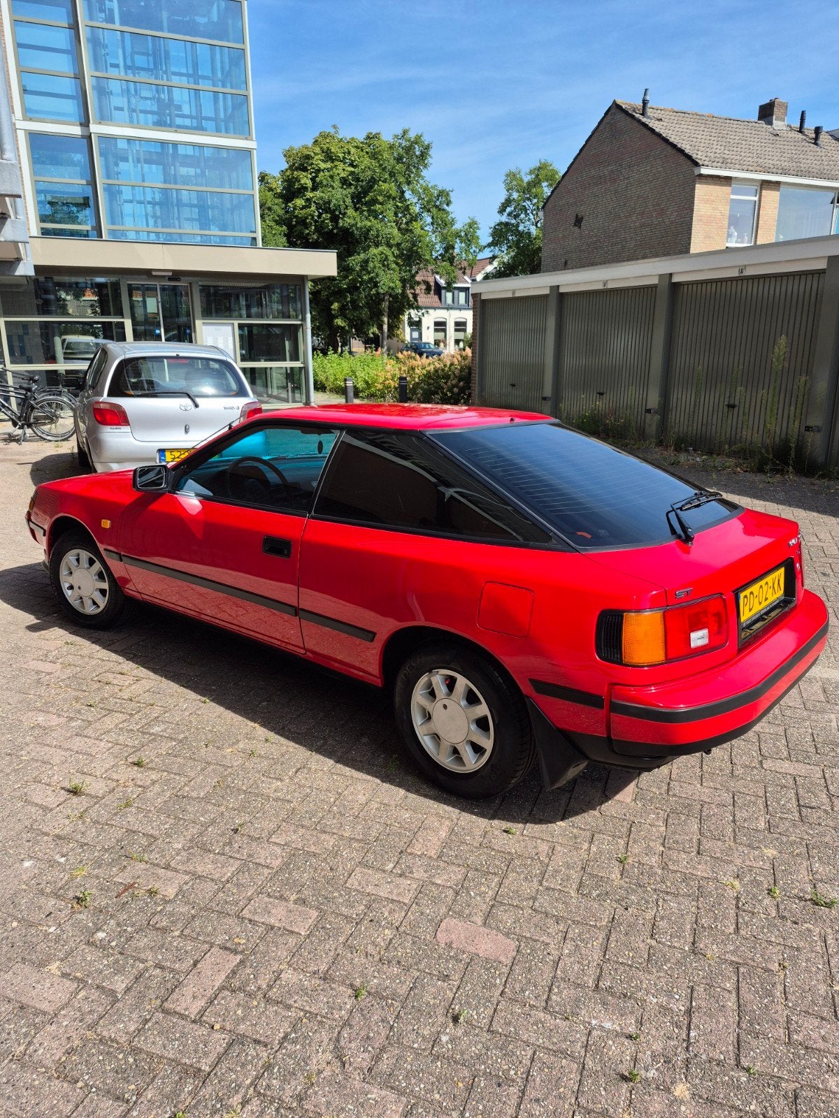 toyota celica t16 st 1.6 1986  Rood  coupe 3deurs  oldtimer, Auto's, Voorwielaandrijving, Stof, 4 cilinders, 1200 kg